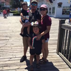 Meet your Posher, Leo